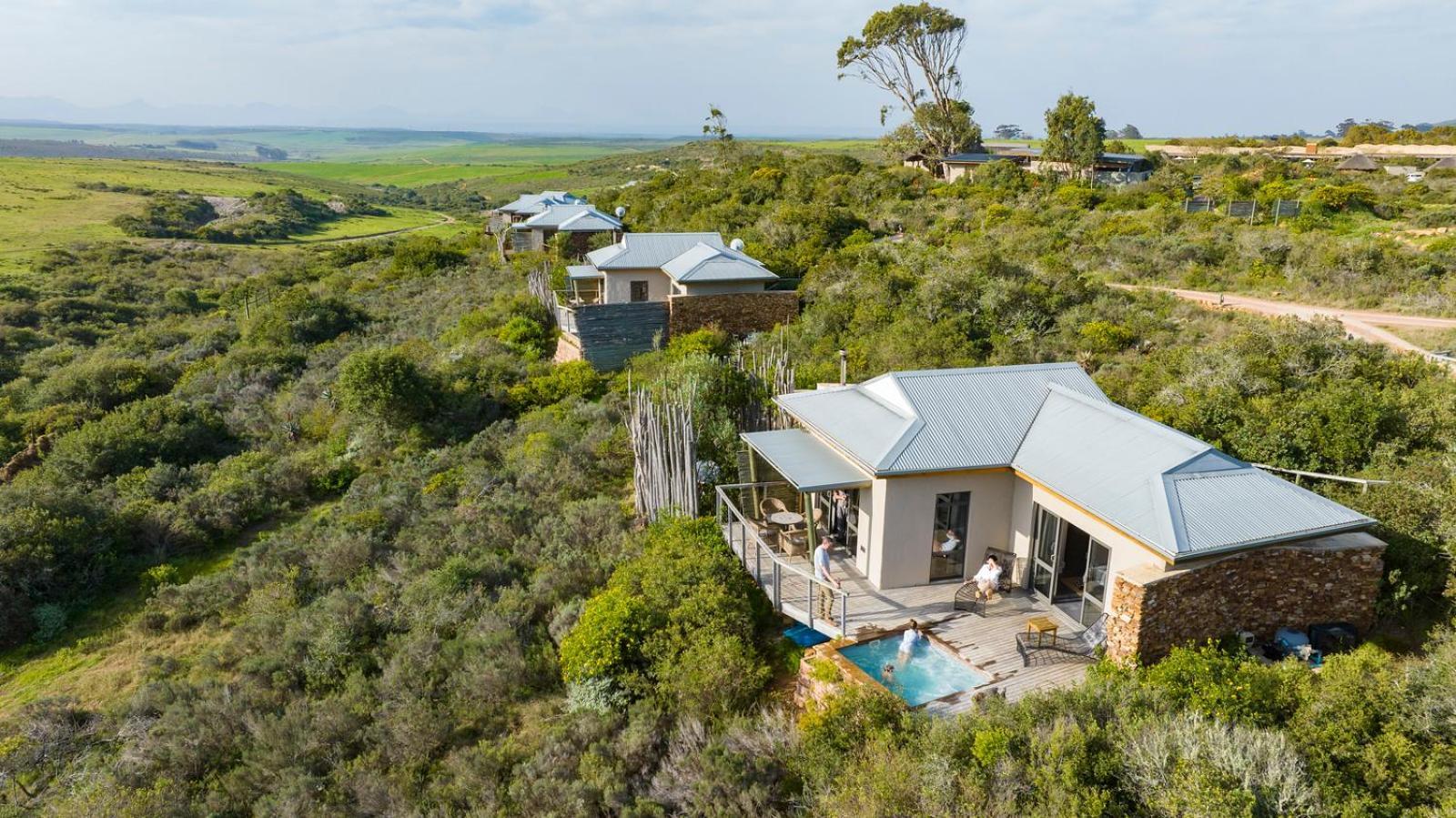 Garden Route Game Lodge Albertinia Exterior photo