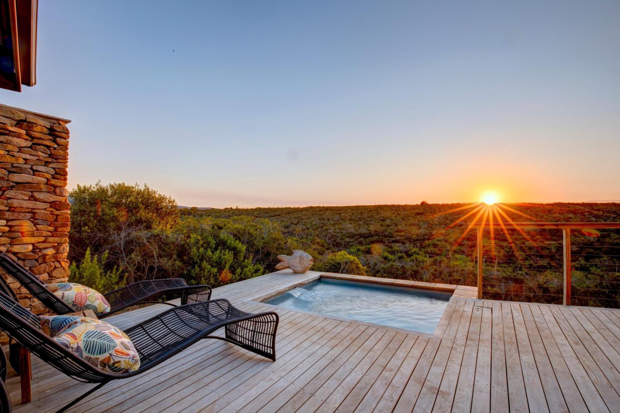 Garden Route Game Lodge Albertinia Exterior photo